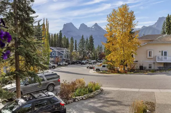 Canmore, AB T1W1G6,42 Ridge RD Southeast