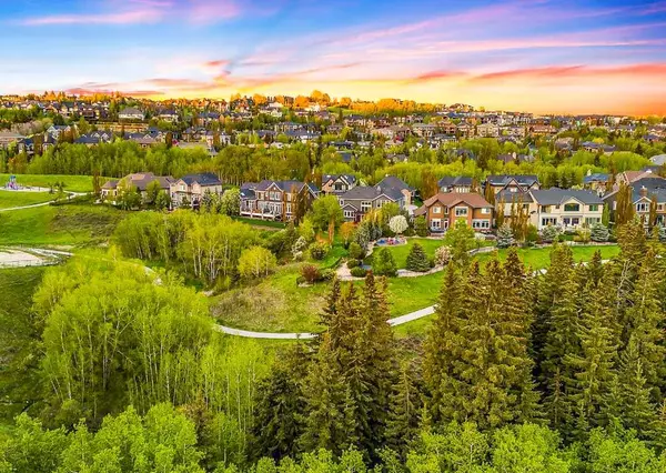 Calgary, AB T3H 6C8,29 Timberline CT SW