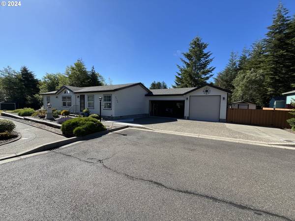 North Bend, OR 97459,2145 LYNNE DR