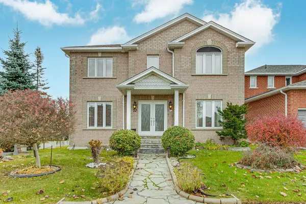 37 Saint AVE, Bradford West Gwillimbury, ON L3Z 3E6