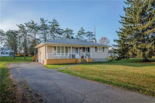 South Glengarry, ON K0C 2J0,19732 JOHN ST