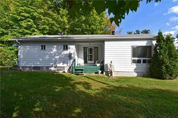 39287 COMBERMERE RD, Madawaska Valley, ON K0J 1L0