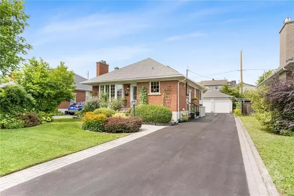 559 ALESTHER ST, Overbook - Castleheights And Area, ON K1K 1J1