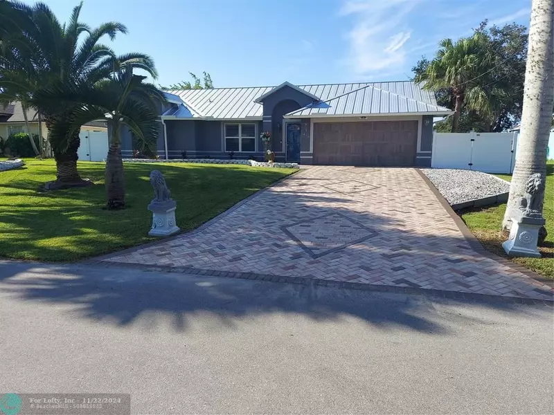 1416 SW Gilroy Rd, Port St Lucie, FL 34953