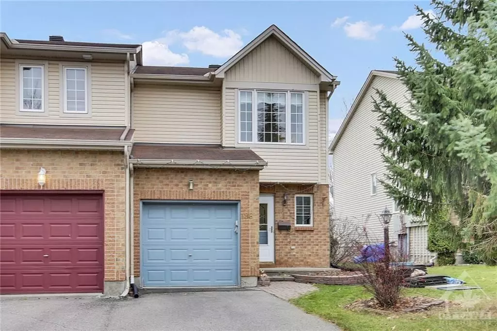 Barrhaven, ON K2J 5G8,196 CLARIDGE DR