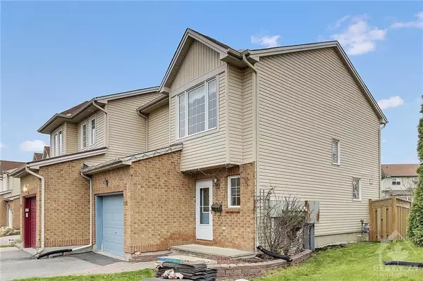 Barrhaven, ON K2J 5G8,196 CLARIDGE DR