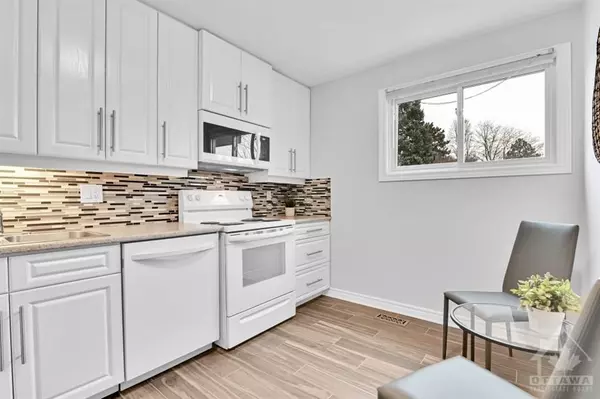 Kanata, ON K2L 2A2,73 MCCLINTOCK WAY