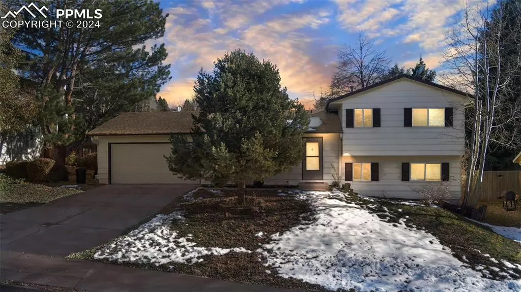 2454 Vintage DR, Colorado Springs, CO 80920