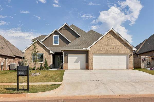 14720 Avignon Lane, Yukon, OK 73099