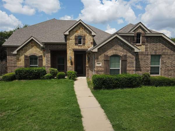 213 Wisteria Way, Red Oak, TX 75154