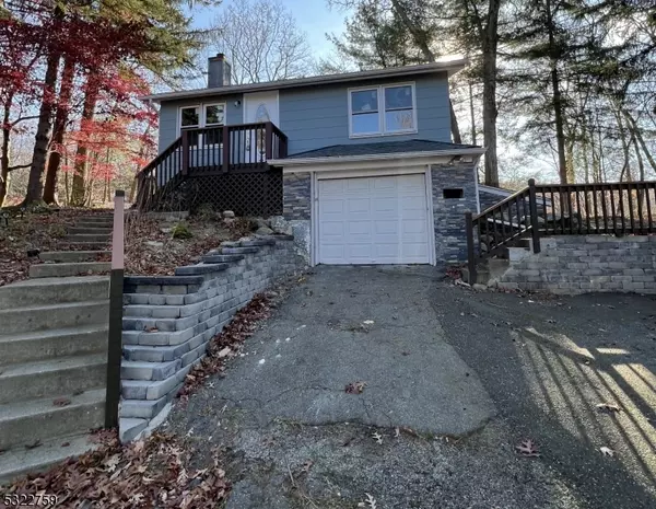 36 Chatham Rd, West Milford Twp., NJ 07421