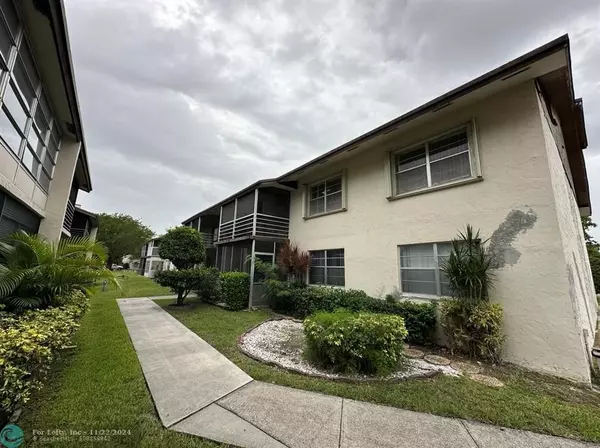 Margate, FL 33063,350 E Laurel Dr  #7F