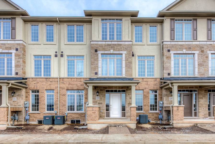 3209 William Coltson AVE, Oakville, ON L6H 0X1