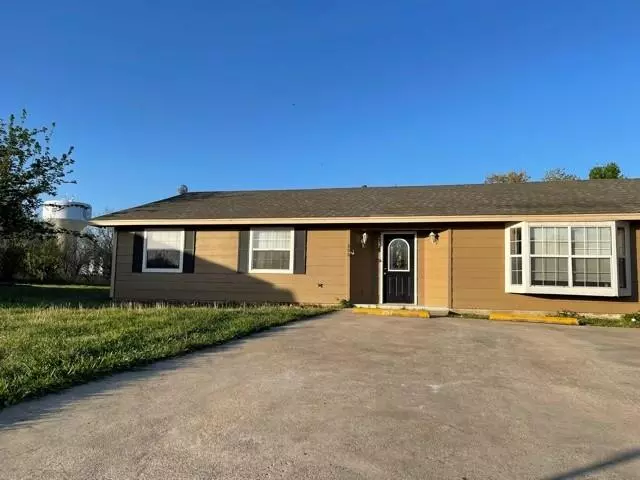 Joshua, TX 76058,206 Honey Bee Drive