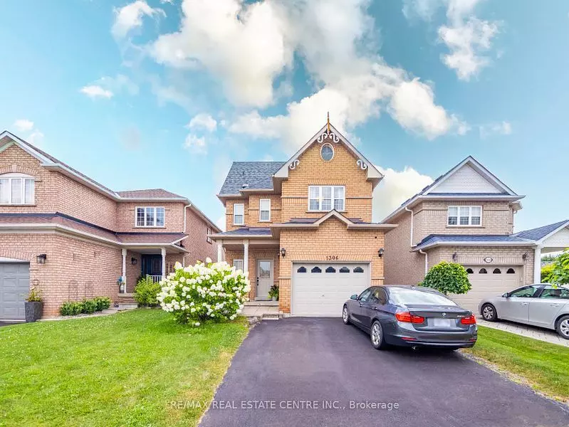 Oakville, ON L6M 3V7,1306 Sandpiper RD