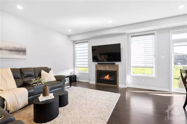 Carleton Place, ON K7C 0P5,83 CHRISTIE ST