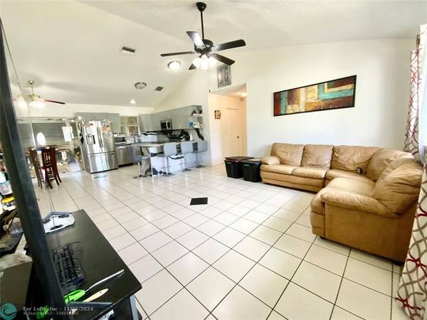 Deerfield Beach, FL 33064,540 NE 38th St