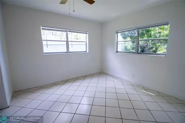 Fort Lauderdale, FL 33312,400 SW 7th Ave  #6