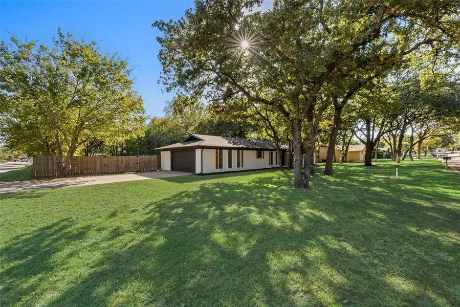 705 Hillside Road, Colleyville, TX 76034