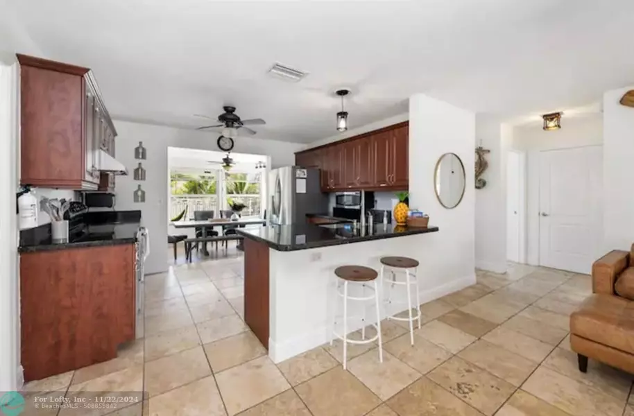 4540 28th Ter, Dania Beach, FL 33312