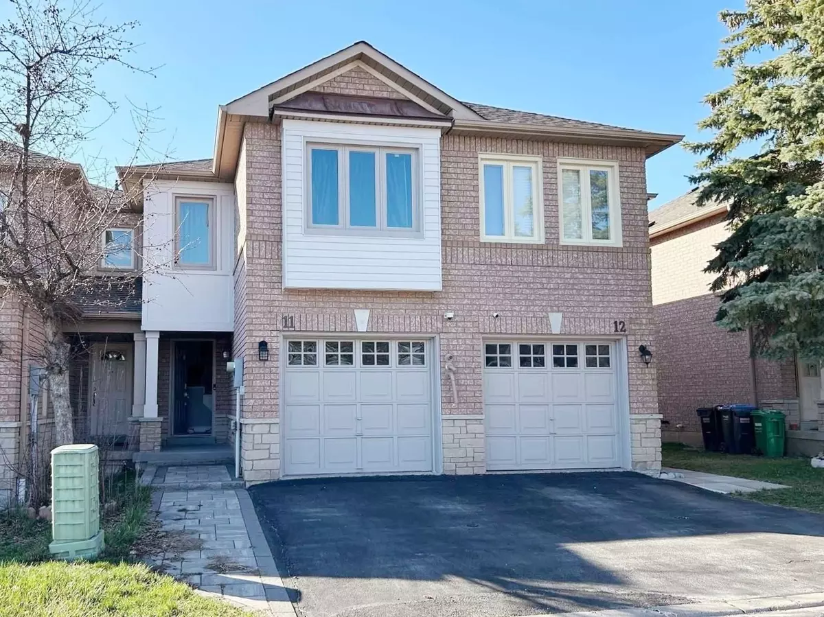 Mississauga, ON L5V 2H5,1285 Bristol RD W #11