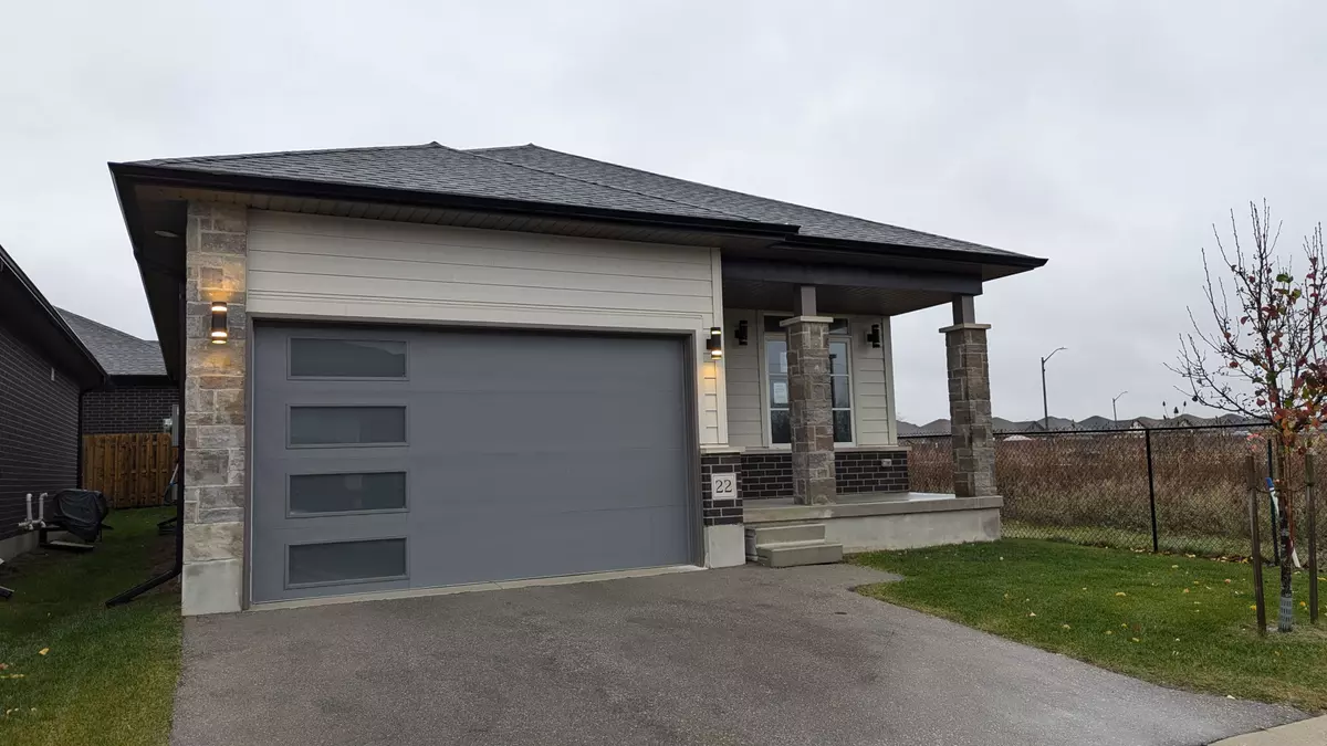 Central Elgin, ON N5P 4N7,10 Mcpherson CT #22