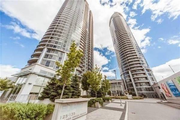 125 Village Green SQ #1808, Toronto E07, ON M1S 0G3