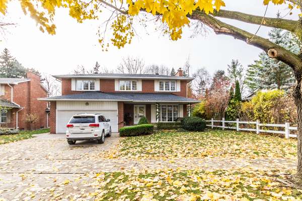 256 Ridge DR, Milton, ON L9T 1X3