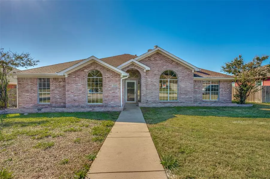 10403 Little Valley Road, Fort Worth, TX 76108