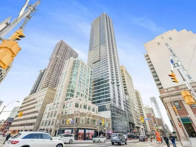 395 Bloor ST E #4006, Toronto C08, ON M4W 0B4