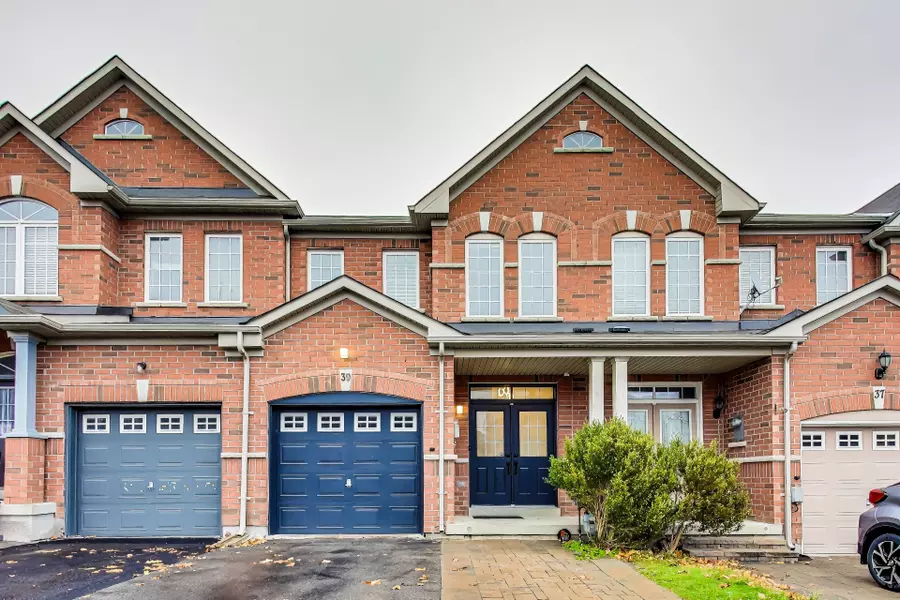 39 Catalpa CRES, Vaughan, ON L6A 0R6