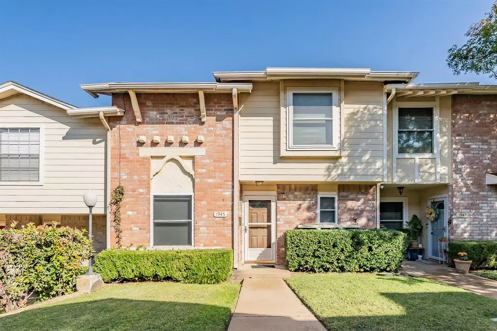 Grapevine, TX 76051,1945 Shorewood Drive