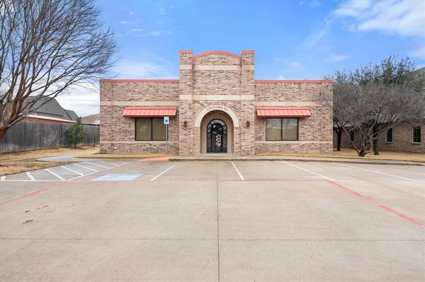 820 Central Drive, Colleyville, TX 76034