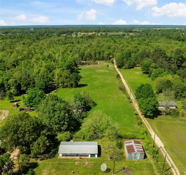 Powderly, TX 75473,979 CR 45080 Road