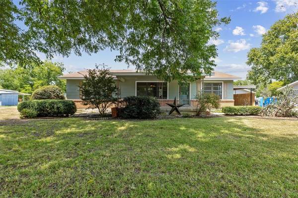 4860 Ben Day Murrin Road, Fort Worth, TX 76126