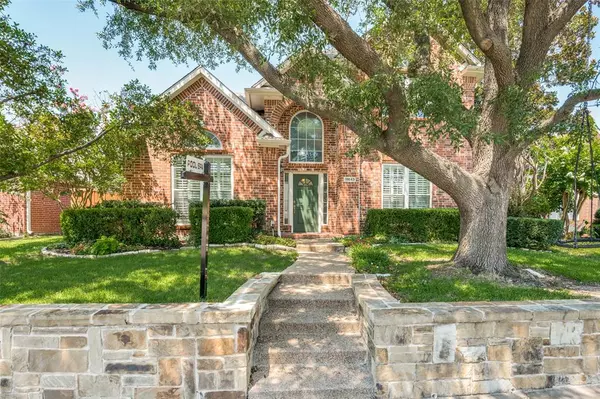 18643 Park Grove Lane, Dallas, TX 75287