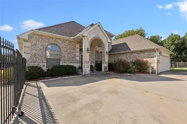 Granbury, TX 76048,4008 Huron Court