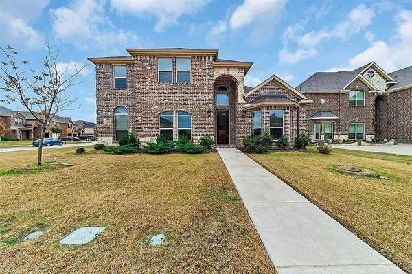 2819 Sendero, Grand Prairie, TX 75054