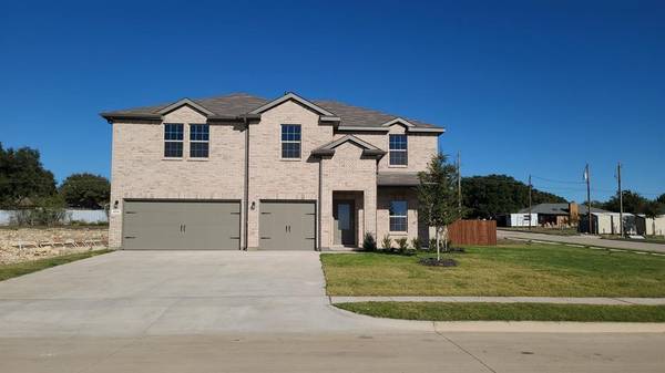 415 SUNFLOWER Trail, Cleburne, TX 76033