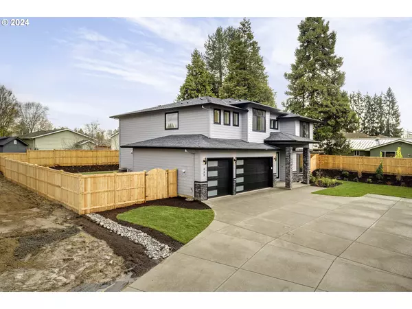 Hillsboro, OR 97124,660 NE Hood CT