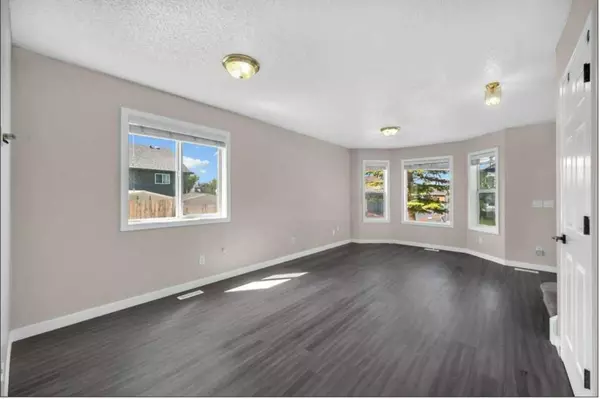 Calgary, AB T3J3V7,189 Tarington Close Northeast