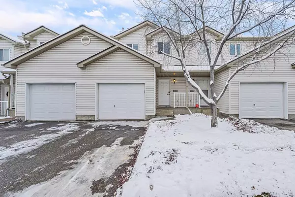 110 Douglas Glen PARK SE, Calgary, AB T2Z 3Z3