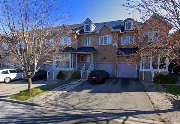 62 Zio Carlo DR, Markham, ON L3R 5E1