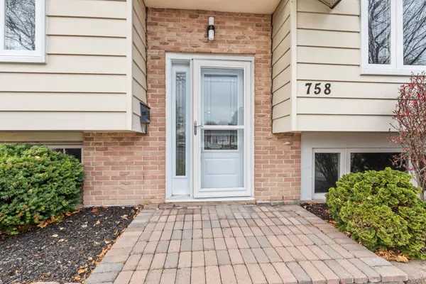 Kingston, ON K7P 1G4,758 Somerset CRES