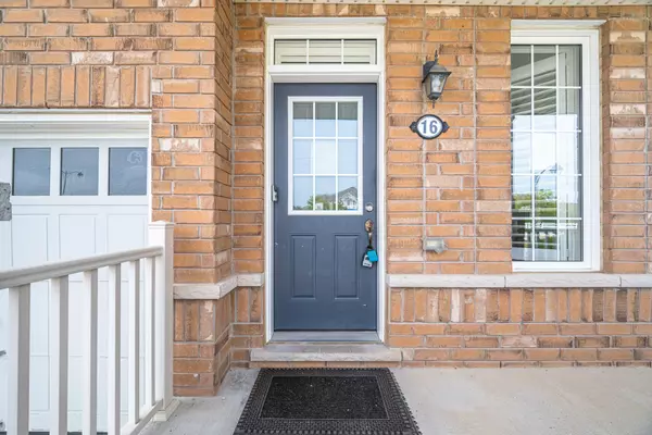 Brantford, ON N3T 0J5,16 Burgess CRES