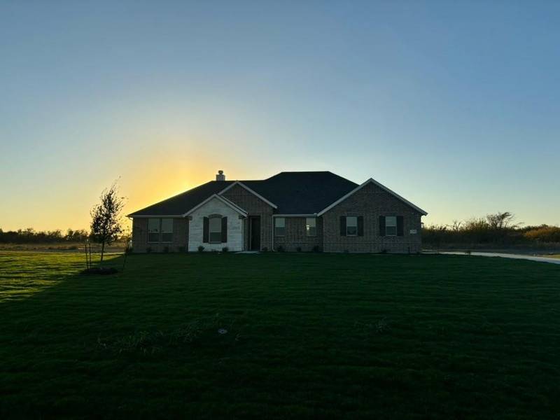 1290 County Road 200, Valley View, TX 76272