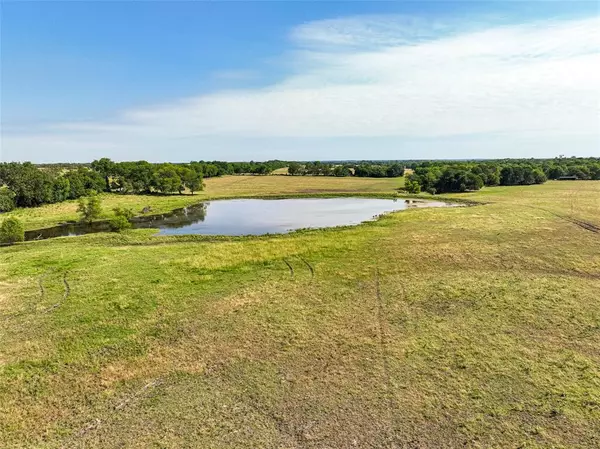 Whitewright, TX 75491,2090 County Road 4055