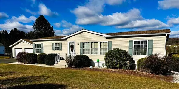 3004 Blakeslee Blvd Drive West, Mahoning Township, PA 18211