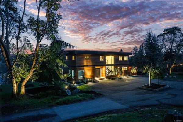 4810 Prospect Lake Rd, Saanich, BC V9E 1J2