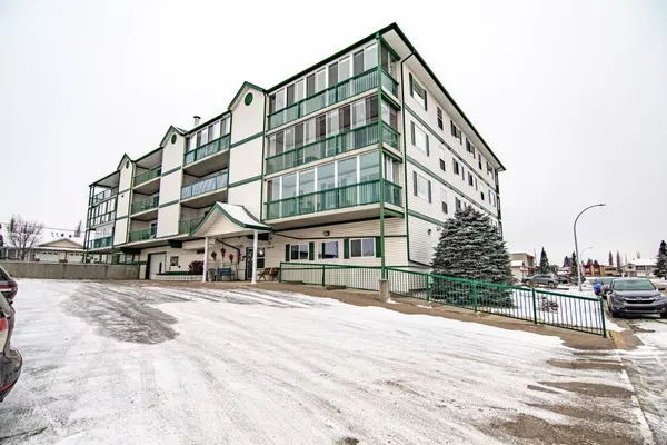 4319 49 ST #308, Innisfail, AB T4G1Y4